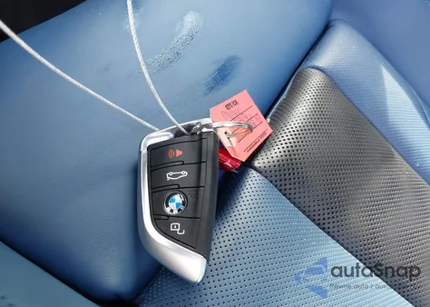 2024 BMW M3 Competition xDrive z USA, uszkodzony, nr VIN WBS43AY03RFT33136